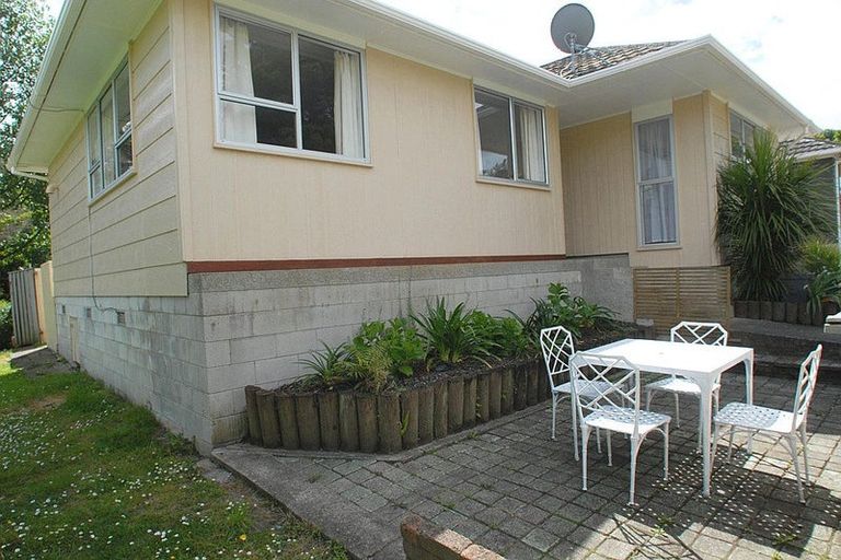 Photo of property in 1/21 Sunburst Lane, Torbay, Auckland, 0630