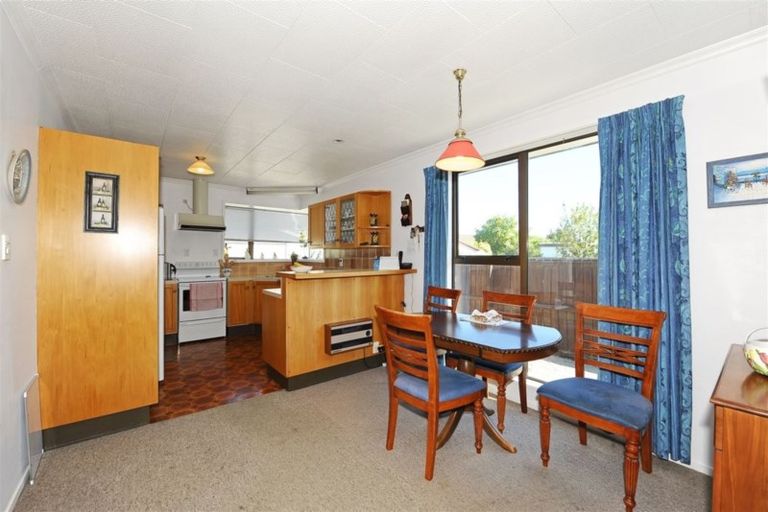 Photo of property in 11 Nyoli Street, Northcote, Christchurch, 8052