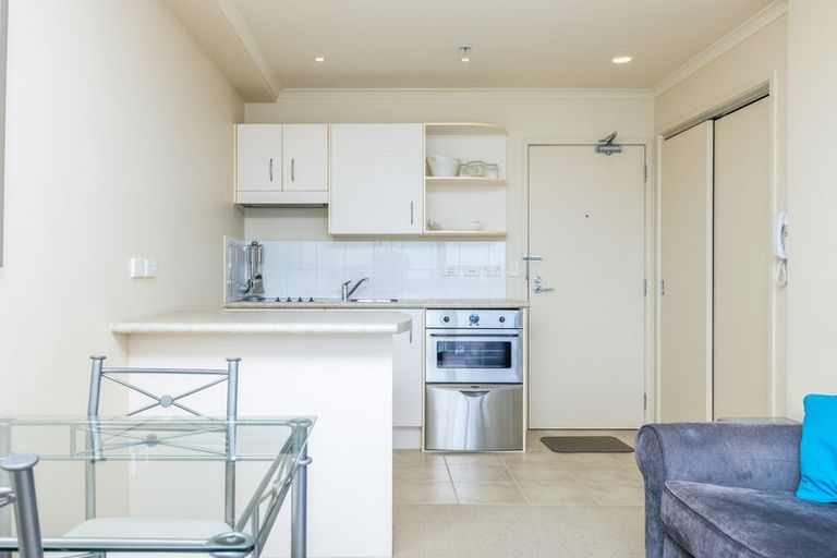 Photo of property in The Rennaissance, 9d/18 Ronwood Avenue, Manukau, Auckland, 2104