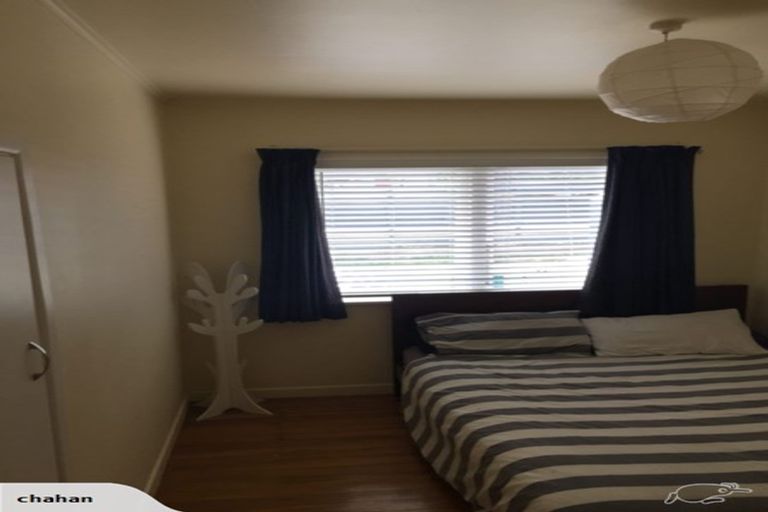 Photo of property in 22 Saffron Street, Birkdale, Auckland, 0626