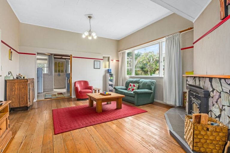 Photo of property in 9 Arawhata Street, Ranui, Porirua, 5024