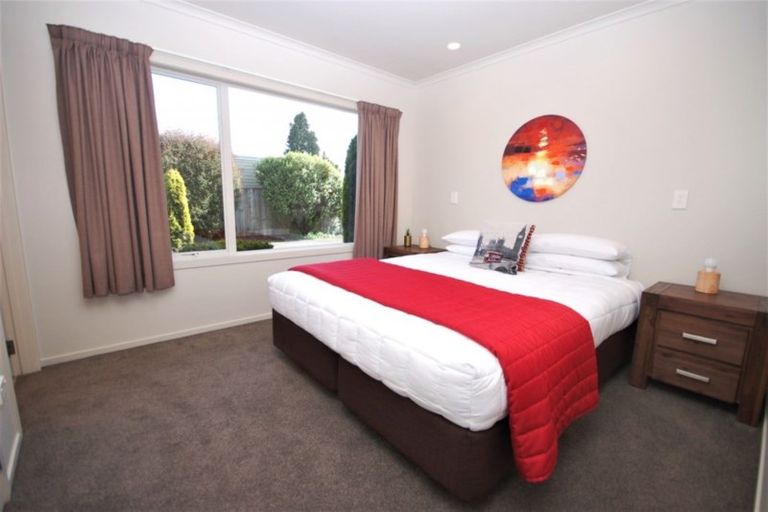 Photo of property in 2/155 Tauhara Road, Tauhara, Taupo, 3330