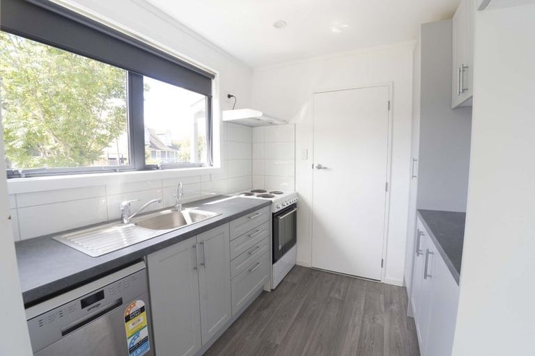 Photo of property in 26 Escort Grove, Awapuni, Palmerston North, 4412