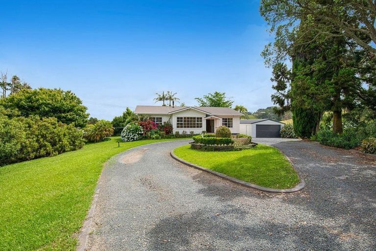 Photo of property in 124 Mahurangi East Road, Snells Beach, 0920