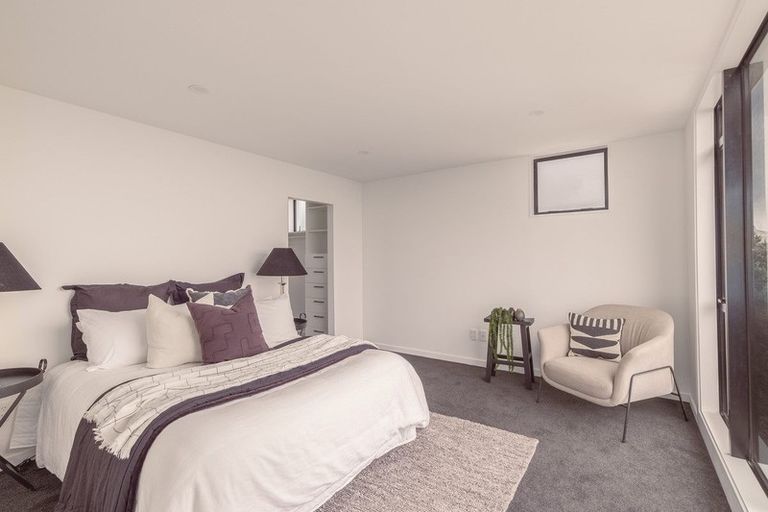 Photo of property in 280 Major Hornbrook Road, Mount Pleasant, Christchurch, 8081