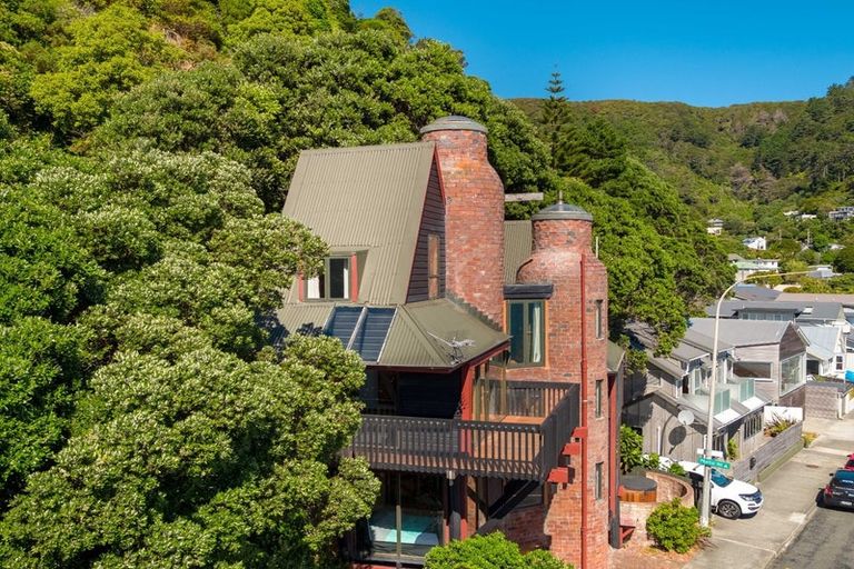 Photo of property in 759 Marine Drive, Eastbourne, Lower Hutt, 5013