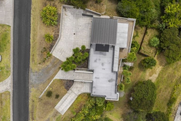 Photo of property in 24 Point Street, Raglan, 3225