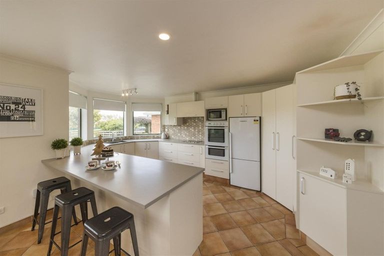 Photo of property in 19 Barnett Drive, Marton, 4710