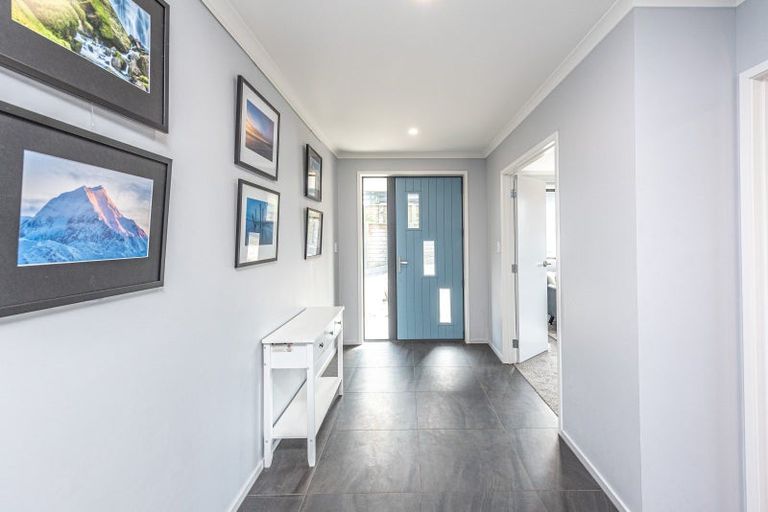 Photo of property in 23 Golf Vue Place, Castlecliff, Whanganui, 4501