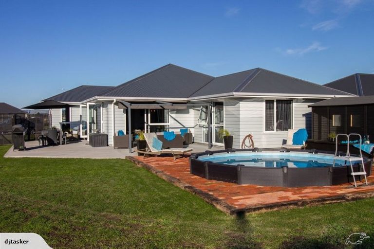 Photo of property in 21 Stoneleigh Drive, Solway, Masterton, 5810