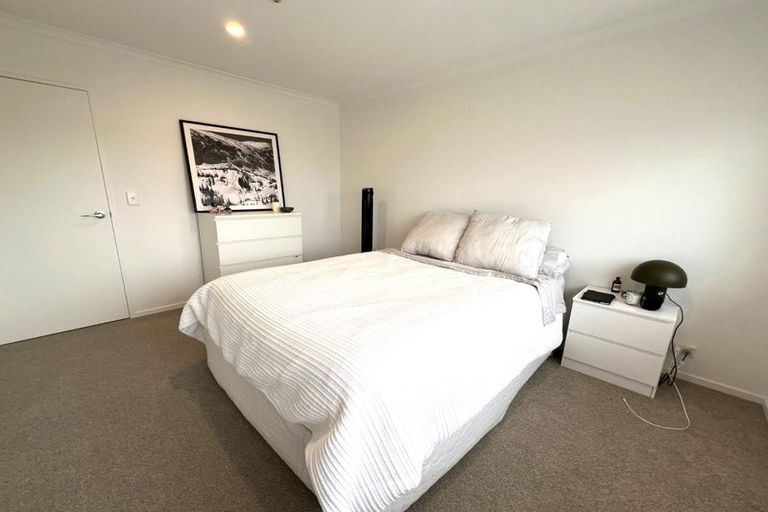 Photo of property in 18 Kaokao Lane, Mangere, Auckland, 2022