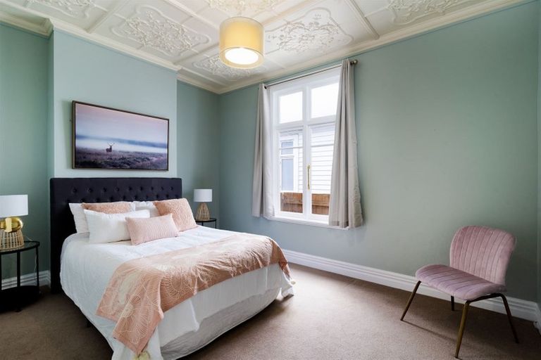 Photo of property in 67 Hargest Crescent, Saint Kilda, Dunedin, 9012