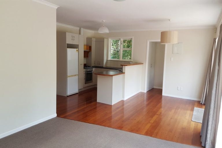 Photo of property in 5 Fawcett Road, Laingholm, Auckland, 0604