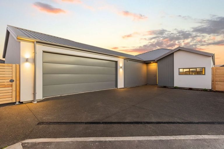 Photo of property in 22 Kite Street, Rolleston, 7614