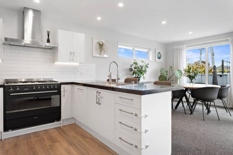 Photo of property in 55 Vivian Street, Burwood, Christchurch, 8083