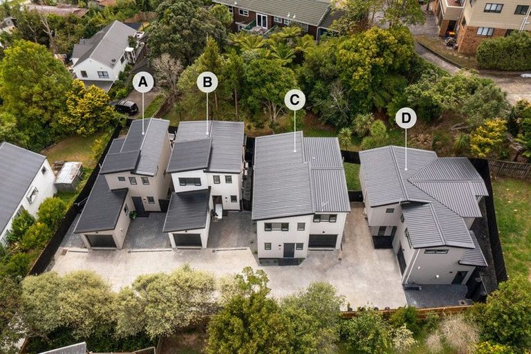 Photo of property in 11d Dianthus Place, Browns Bay, Auckland, 0630