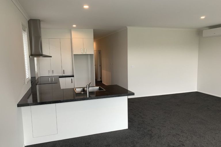 Photo of property in 97a Awataha Crescent, Pyes Pa, Tauranga, 3110