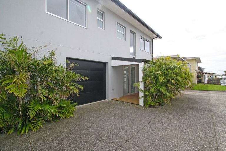 Photo of property in 4/6 Belt Road, Moturoa, New Plymouth, 4310