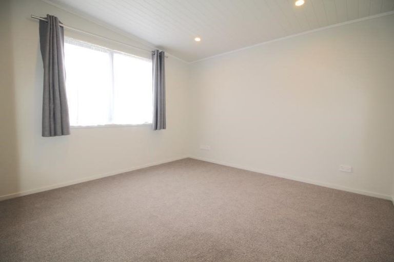 Photo of property in 808a Beach Road, Browns Bay, Auckland, 0630