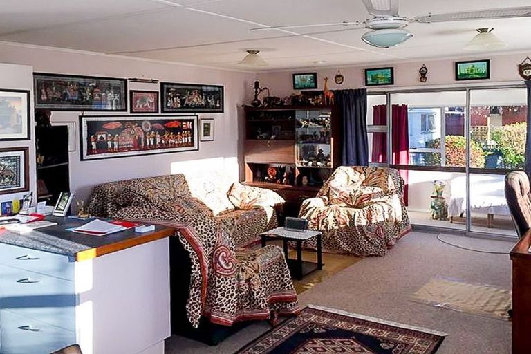 Photo of property in 5 Hillary Street, Waimate, 7924