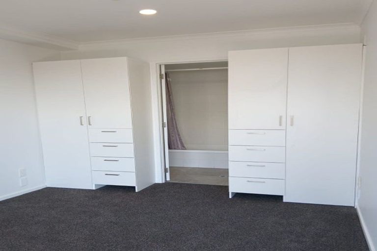 Photo of property in The Rennaissance, 5j/18 Ronwood Avenue, Manukau, Auckland, 2104