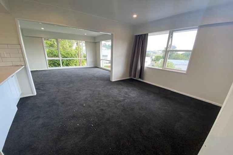 Photo of property in 26 Middleton Road, Johnsonville, Wellington, 6037
