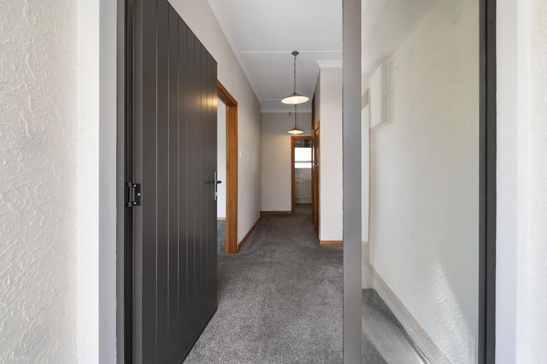 Photo of property in 63 Guy Avenue, Takaro, Palmerston North, 4410