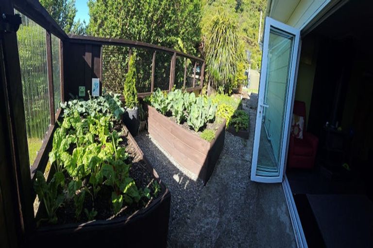 Photo of property in 13 Torea Street, Granity, 7823