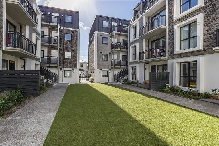 Photo of property in 1/11e Newtown Avenue, Newtown, Wellington, 6021