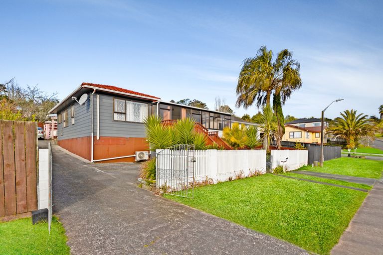 Photo of property in 14 Kellett Road, Ranui, Auckland, 0612