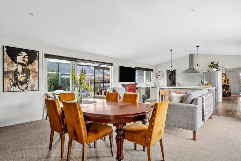Photo of property in 29 Jarrett Terrace, Leamington, Cambridge, 3432