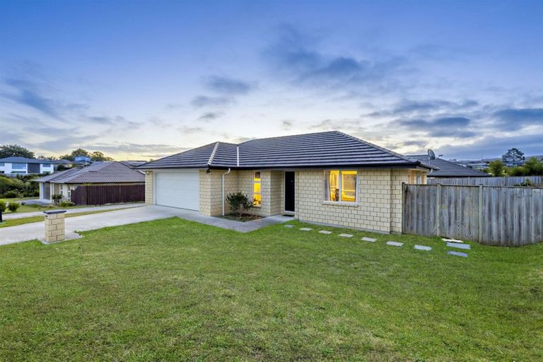 Photo of property in 15 Hillpark Drive, Pokeno, 2402