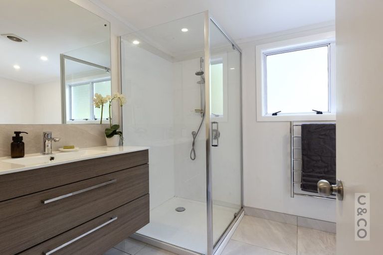 Photo of property in 293 Ararimu Valley Road, Helensville, Waimauku, 0882