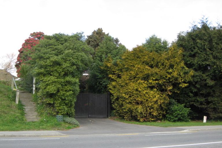 Photo of property in 58 Centaurus Road, Cashmere, Christchurch, 8022