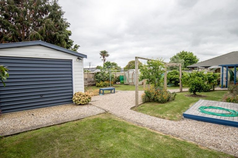 Photo of property in 32 Benner Drive, Ngatea, 3503