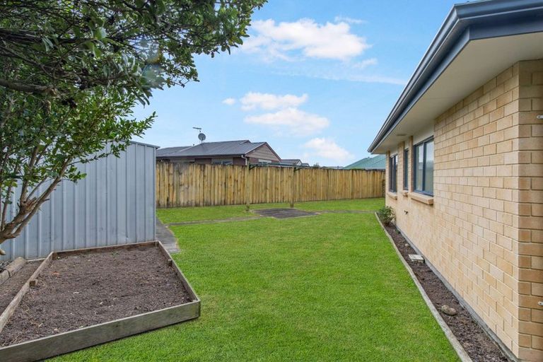 Photo of property in 8 Celtic Court, Roslyn, Palmerston North, 4414