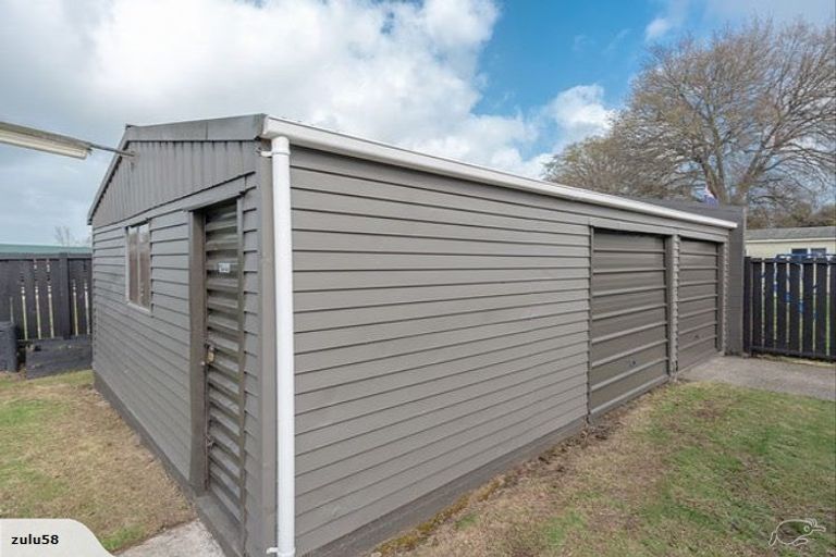 Photo of property in 463 Kahikatea Drive, Dinsdale, Hamilton, 3204