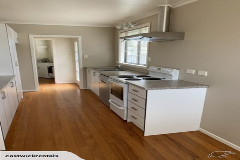 Photo of property in 3a Kelvin Road, Papakura, 2110