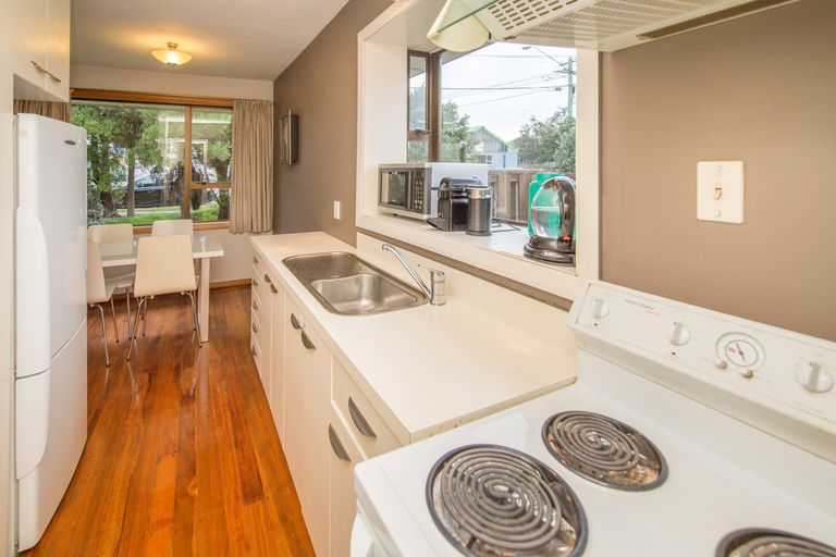 Photo of property in 25 Maces Road, Bromley, Christchurch, 8062