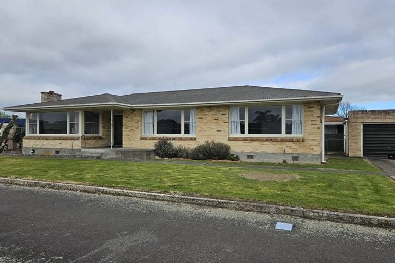 Photo of property in 50 Albert Street, Palmerston North, 4414