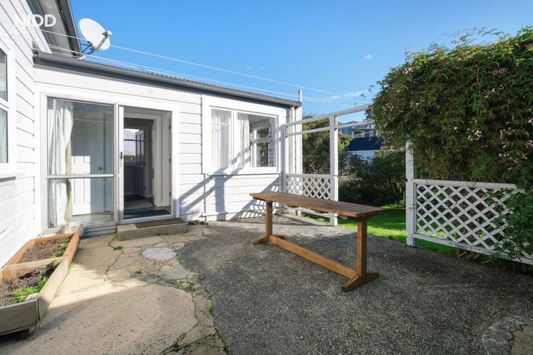 Photo of property in 10 Whitby Street, Mornington, Dunedin, 9011
