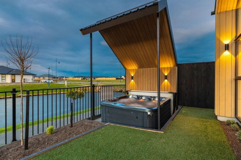 Photo of property in 83 The Esplanade, Pegasus, 7612