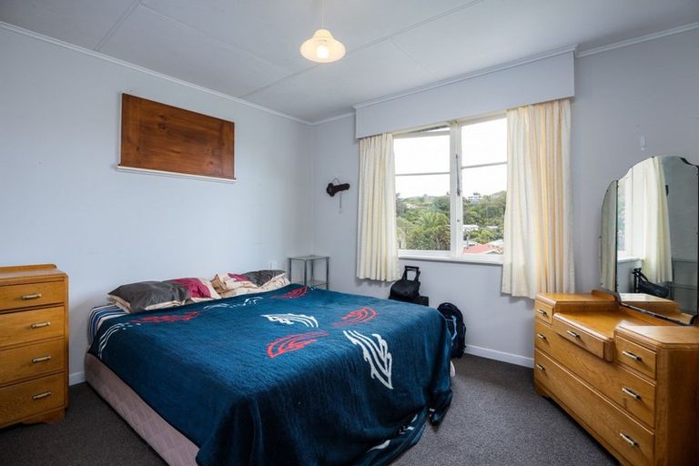 Photo of property in 6 Sardinha Place, Marfell, New Plymouth, 4310