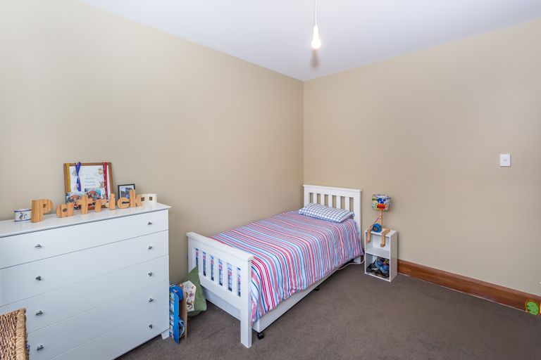 Photo of property in 37 Frankleigh Street, Somerfield, Christchurch, 8024