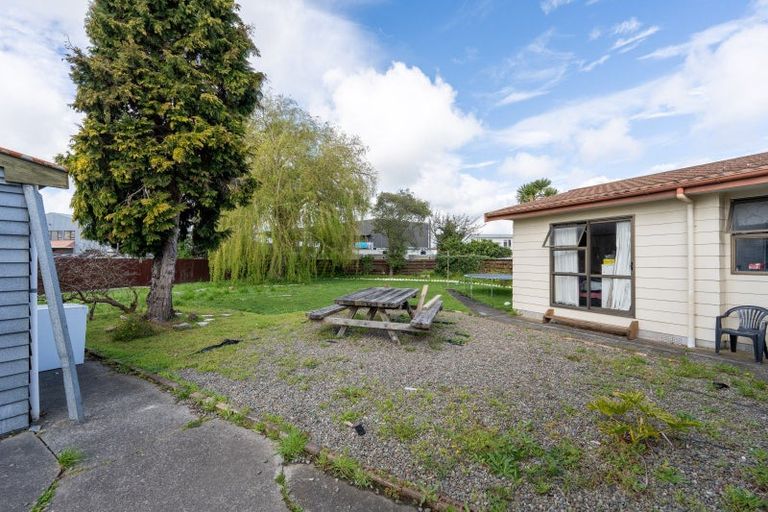 Photo of property in 34 Paradise Place, Milson, Palmerston North, 4414