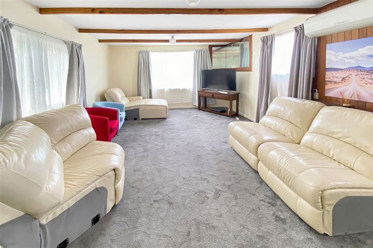 Photo of property in 425 Kainga Road, Brooklands, Christchurch, 8083