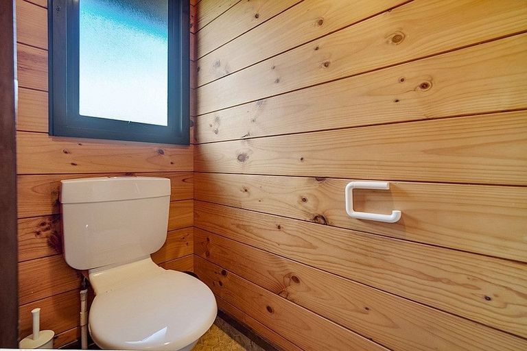 Photo of property in 247 Tukapa Street, Westown, New Plymouth, 4310