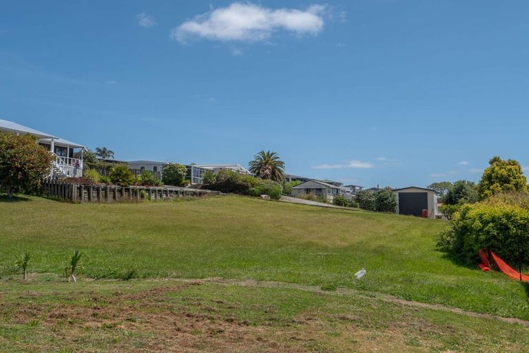 Photo of property in 5 Berghan Road, Coopers Beach, 0420