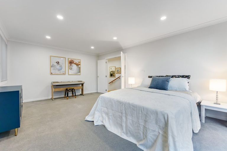 Photo of property in 5 Pennant Street, Long Bay, Auckland, 0630