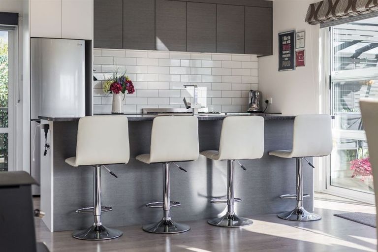 Photo of property in 62 Endeavour Drive, Whitby, Porirua, 5024